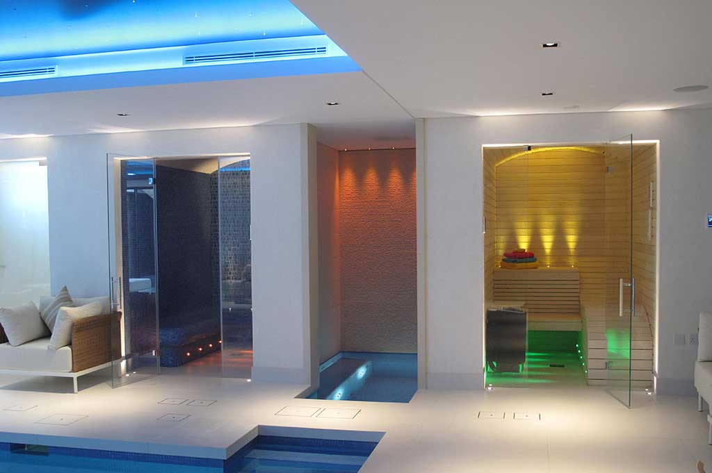 fibre optic lighting in private pool - 1